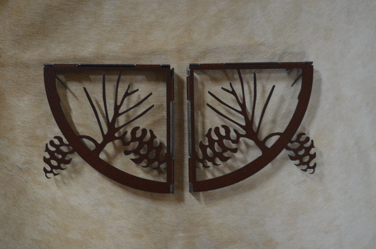 Pinecone Shelf Bracket Rustic Pinecone Decor Gift Lodge Accent Rustic Gift Pinecone Cornice Cabin Metal Pinecone Art Lakehouse Lodge Shelf