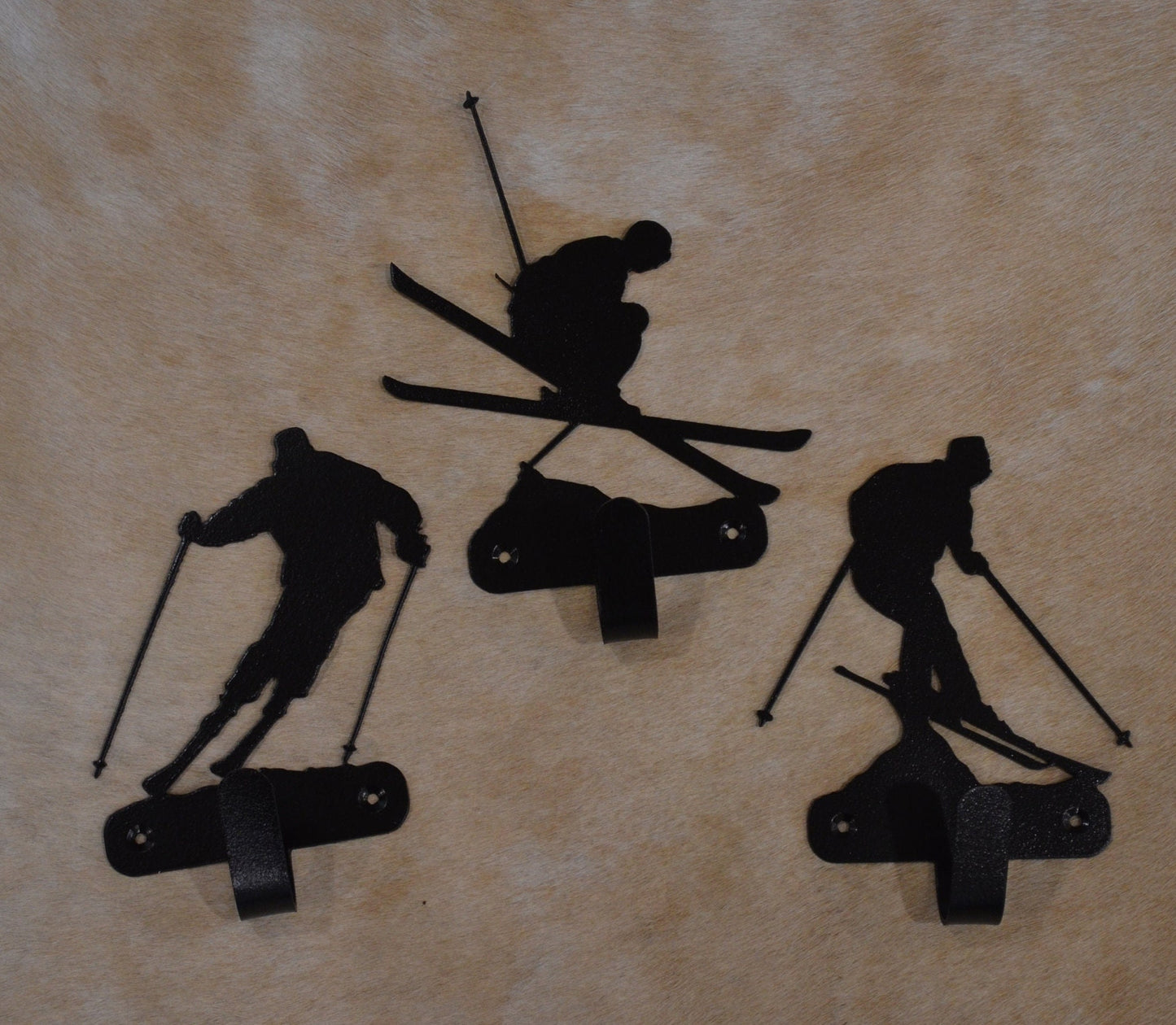 Set of 3 Skiers Wall Hook Ski Wall Art Metal Skiers Hook Back Pack Hook Coat Rack Mountain Towel Hook Ski Gift Nursery Laundry Hook