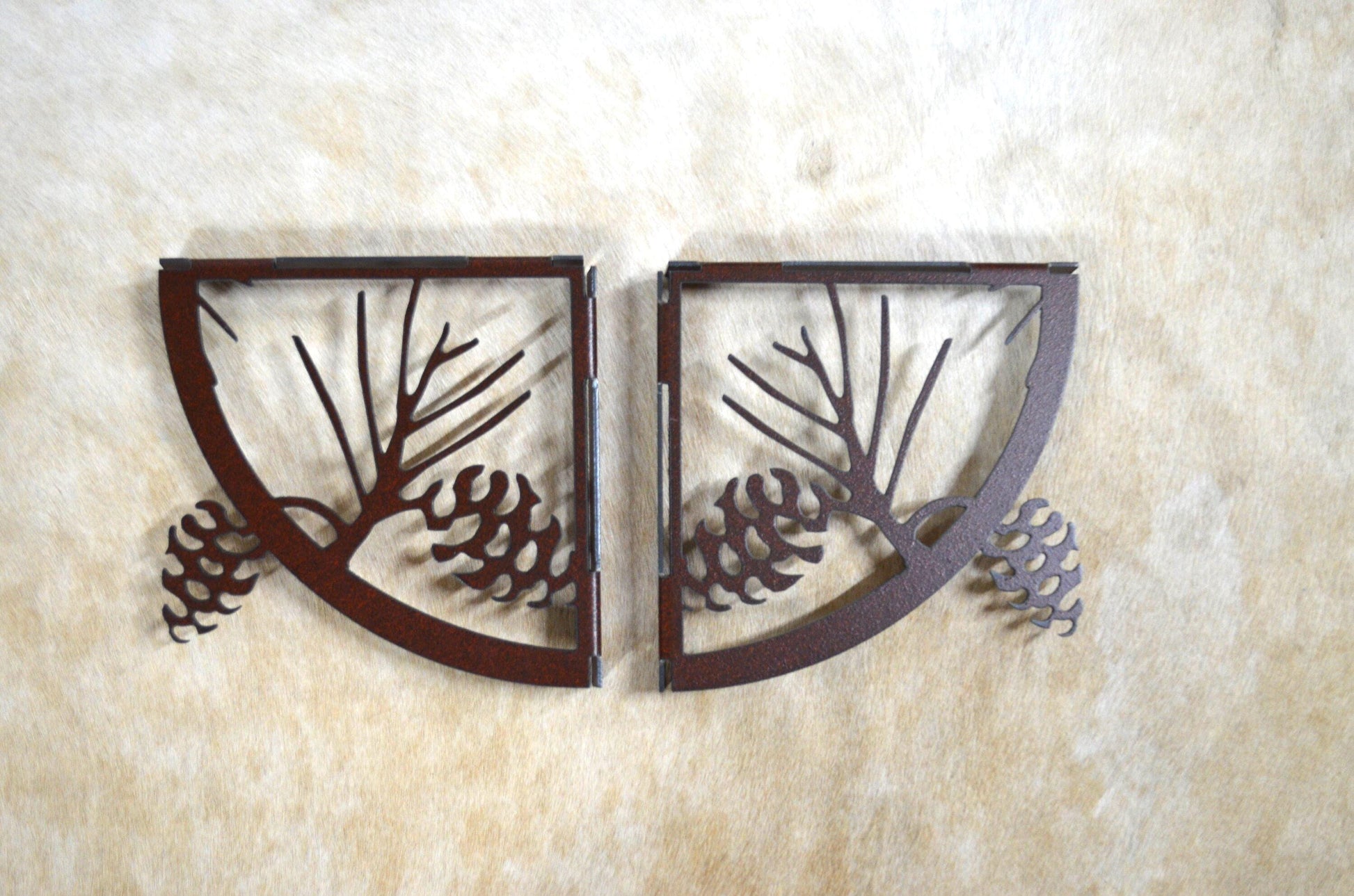 Pinecone Shelf Bracket Rustic Pinecone Decor Gift Lodge Accent Rustic Gift Pinecone Cornice Cabin Metal Pinecone Art Lakehouse Lodge Shelf