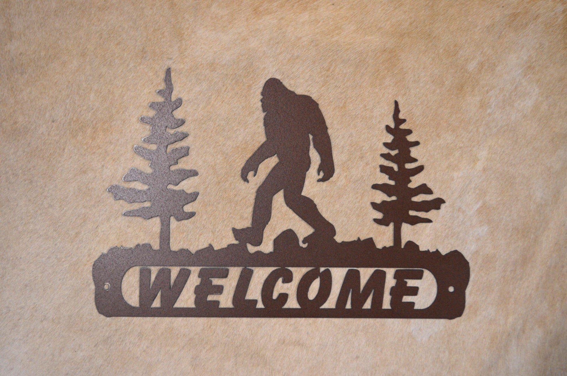 Bigfoot Welcome Sign Metal Bigfoot Art Housewarming Gift Mountain Lodge Decor Sasquatch Sign Bigfoot Gift Rustic Bigfoot Decor Wall Sign