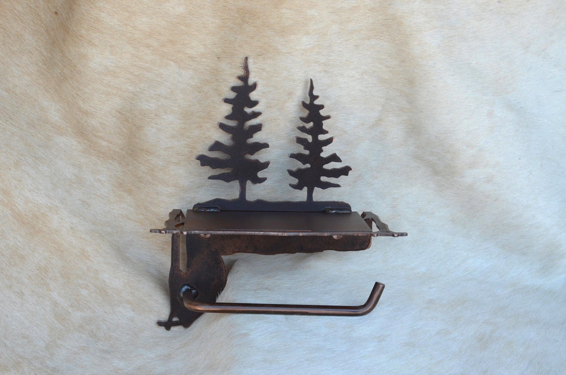 TP Holder With Shelf Rustic Bathroom Hardware Toilet Paper Holder Tree Deer Moose Toilet Paper Holder Shelf for Phone Rustic Bath Decor Gift