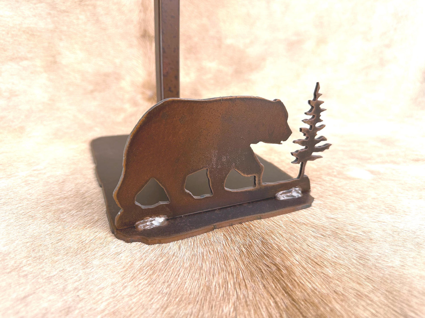 Rustic Bear Paper Towel Holder: Metal Kitchen Decor