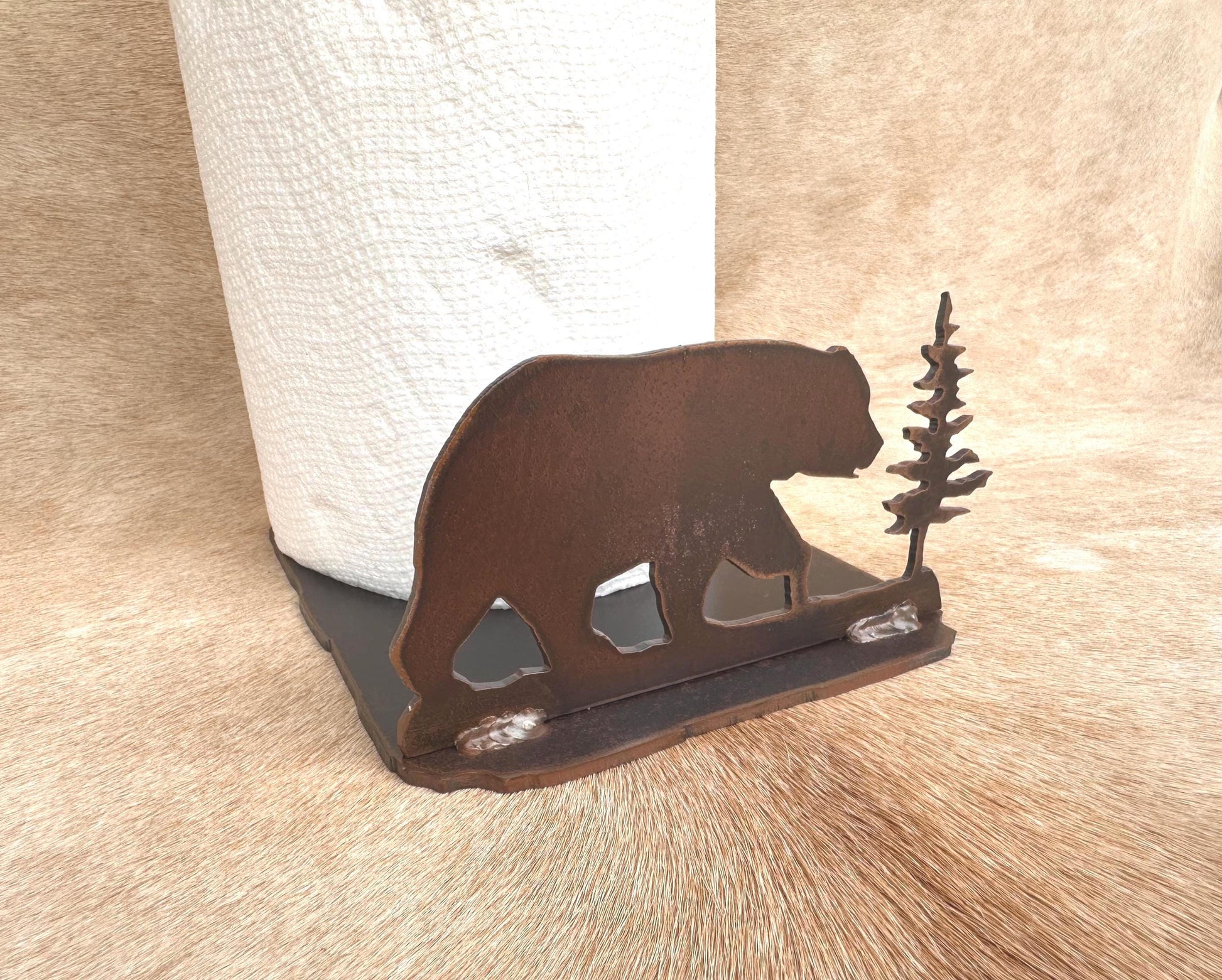 Rustic Bear Paper Towel Holder: Metal Kitchen Decor