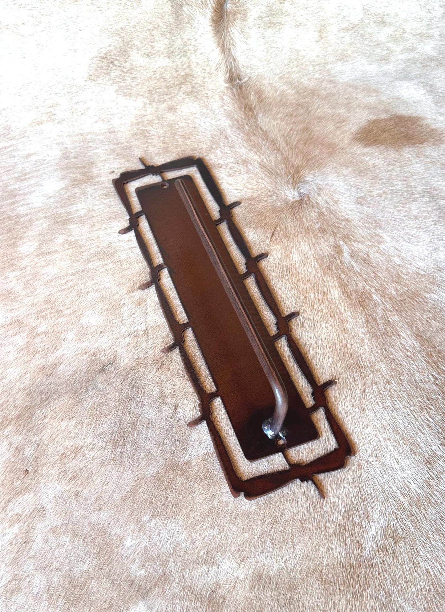 Rustic Barbwire Paper Towel Holder - Wall Mount Kitchen Decor