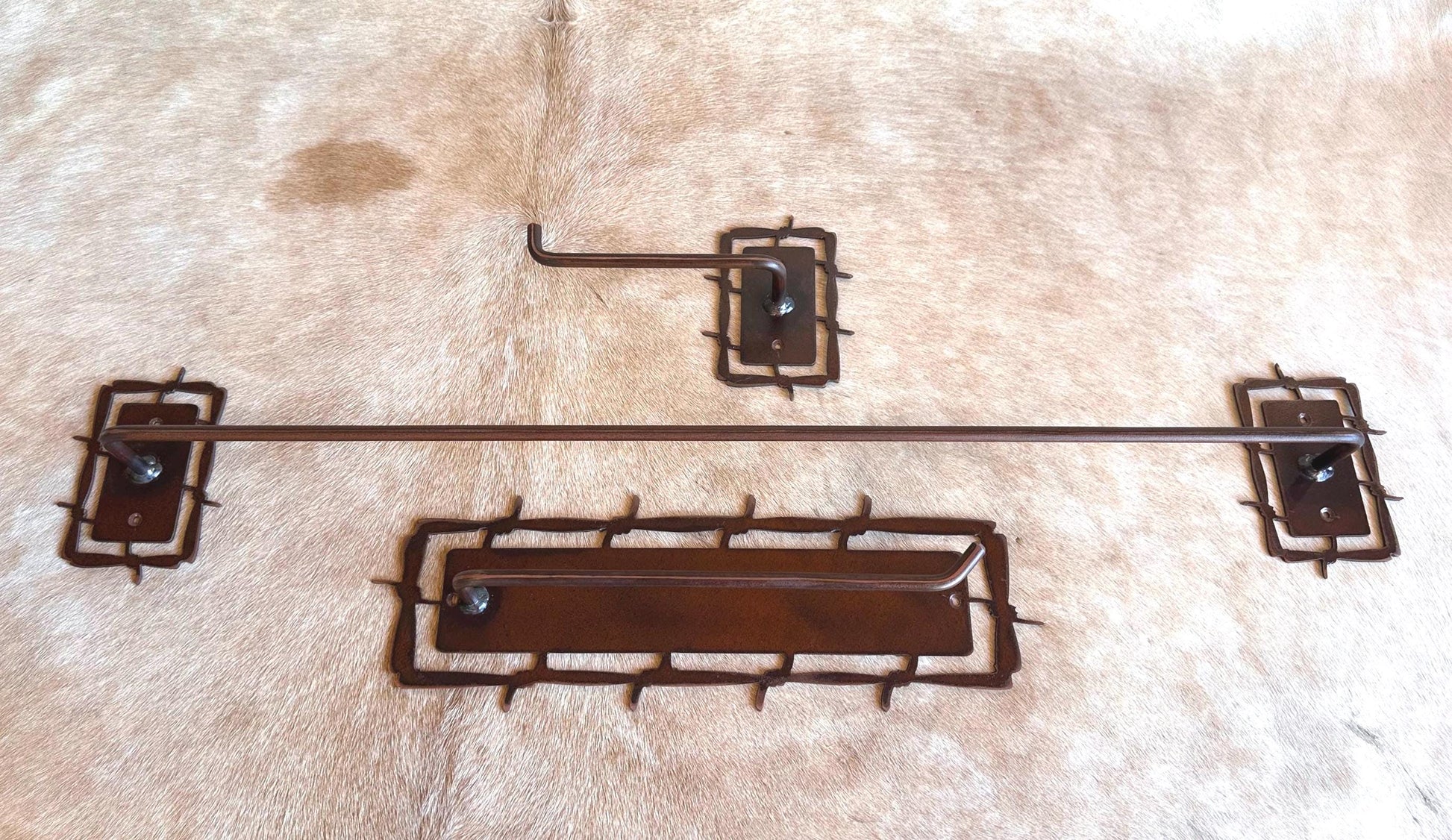 Rustic Barbwire Towel Bar Set: Western Bathroom Decor, Copper Patina