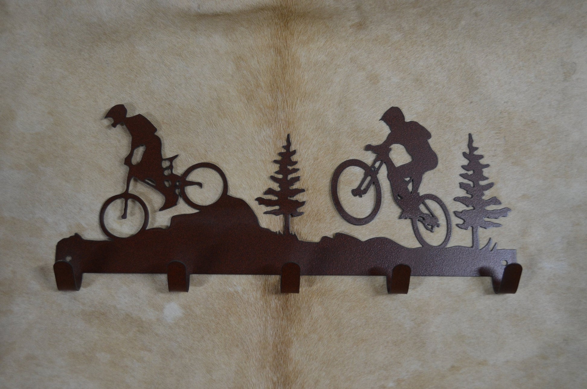 5 Hook Wall Hook Bicycle. Rustic Lodge Decor. Metal Wall Mounted Hooks. Towel Robe Hanger. Entryway Laundry Hooks. Mountain Bike Gift.