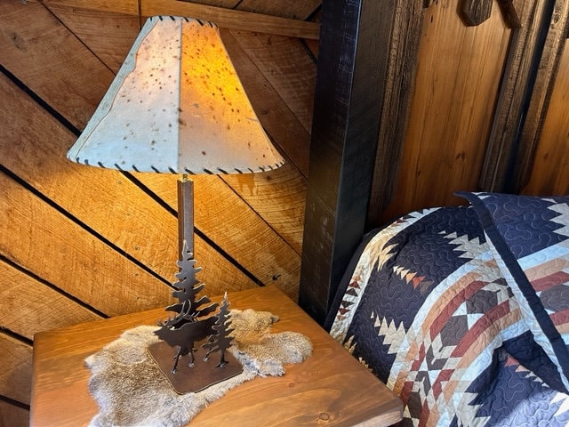 Lamp Rustic Elk Metal Table Lamp 20" tall Cozy Cabin Light Pine Cedar Elk Lamp Cozy Cabin Decor Mountain Lodge Gift Elk Light Hunters Gift